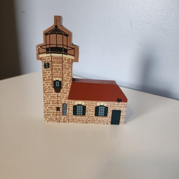 The Cat's Meow Waterfront Series: Sand Island Lighthouse 1994 - Picture 2 of 4